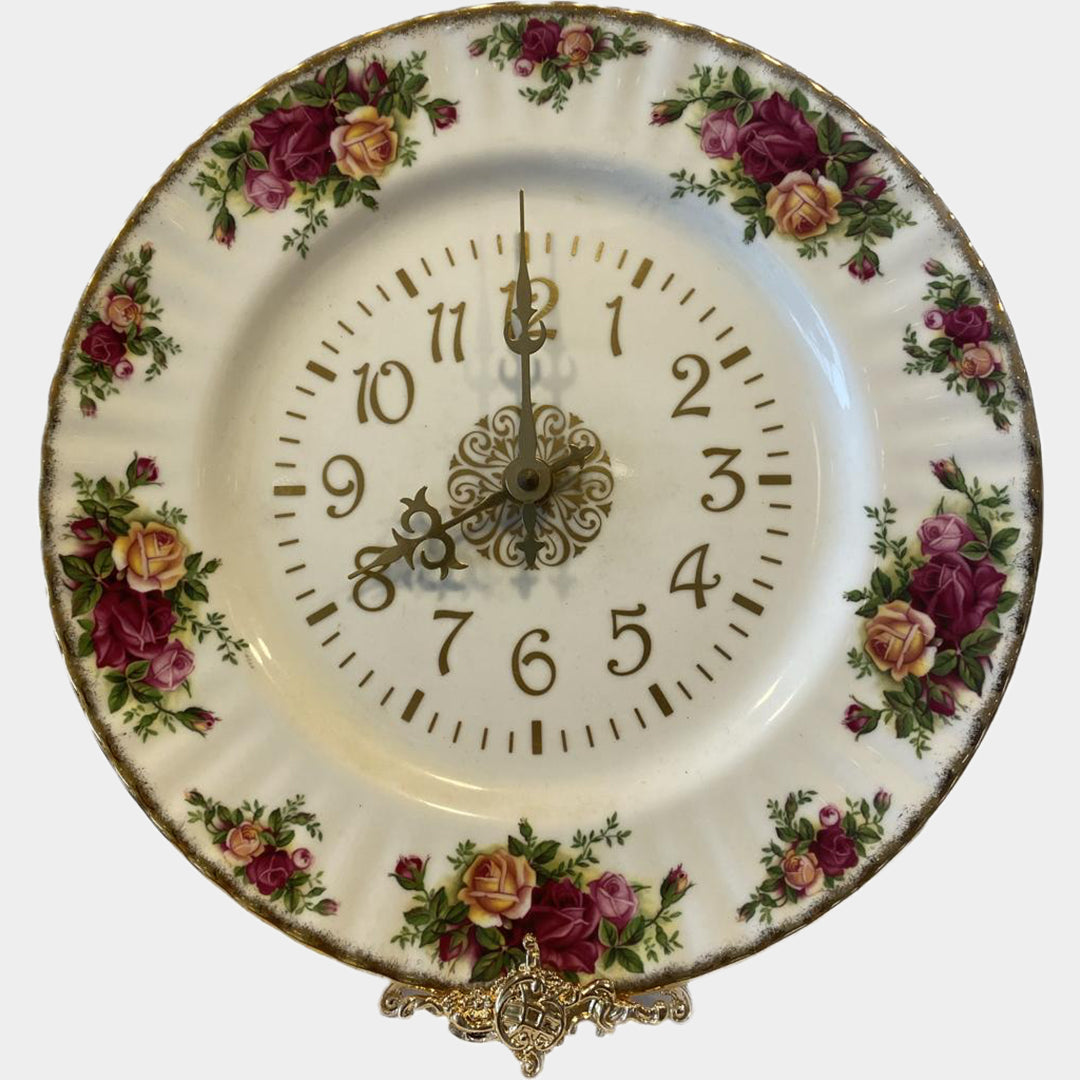 İngiliz Royal Albert Old Country Roses serisi porselen duvar saati