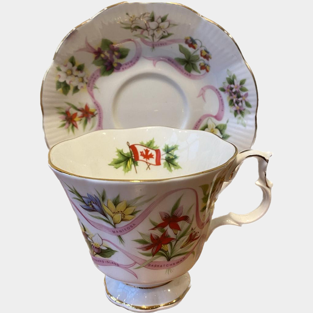 İngiliz Royal Albert İngiliz amblem serisine özel Canadian ( Kanada ) porselen çay fincanı