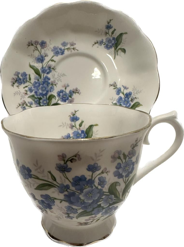 ingiliz Royal Albert forget Me not (unutma beni çiçeği ) desenli çay fincanı