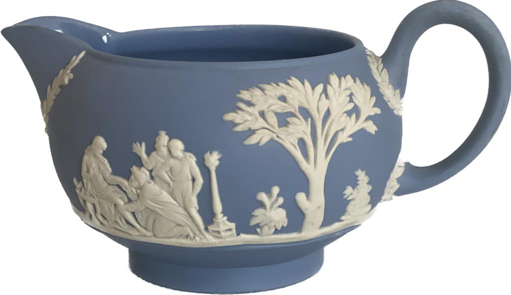 İngiliz wedgwood mavi fincan , şekerlik ve sütlükten oluşan set